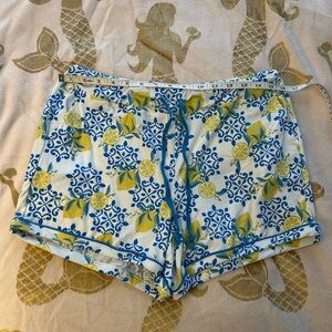 Women’s hello mello - Lazy Daisy lemon lounge shorts - Size Medium/Large